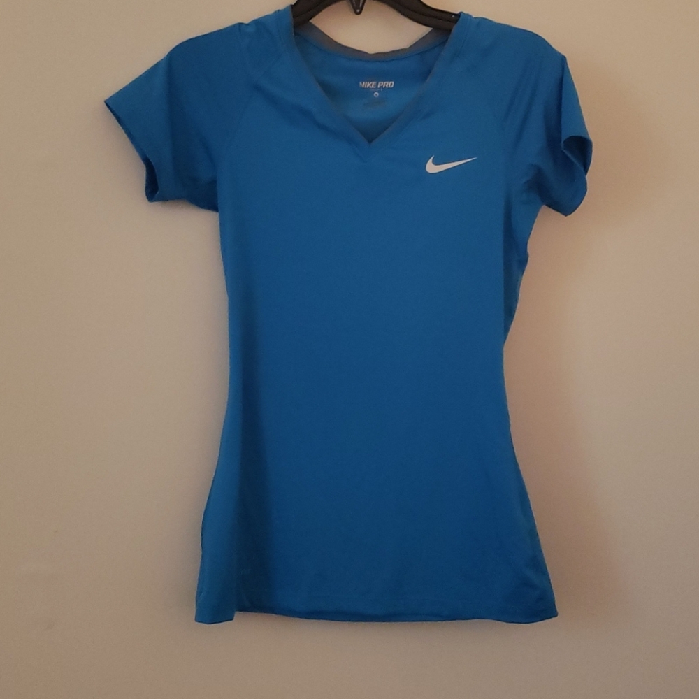 Nike shirt